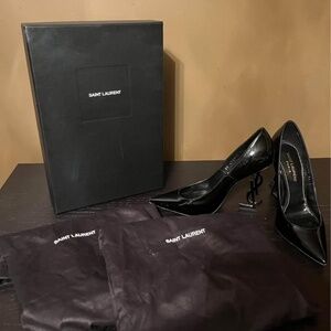 Yves Saint Laurent Heels